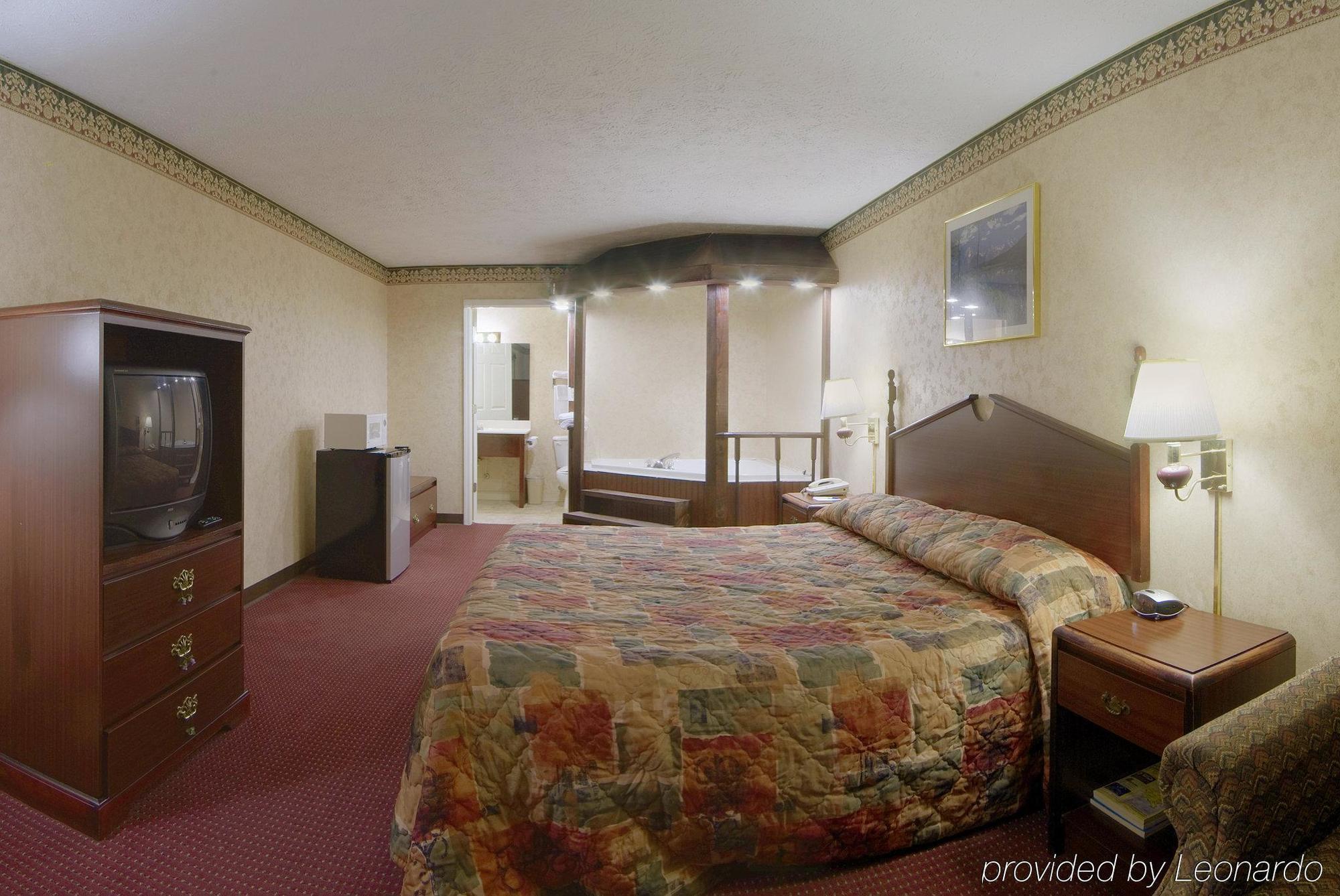 Americas Best Value Inn & Suites Mt. Pleasant Mount Pleasant Buitenkant foto